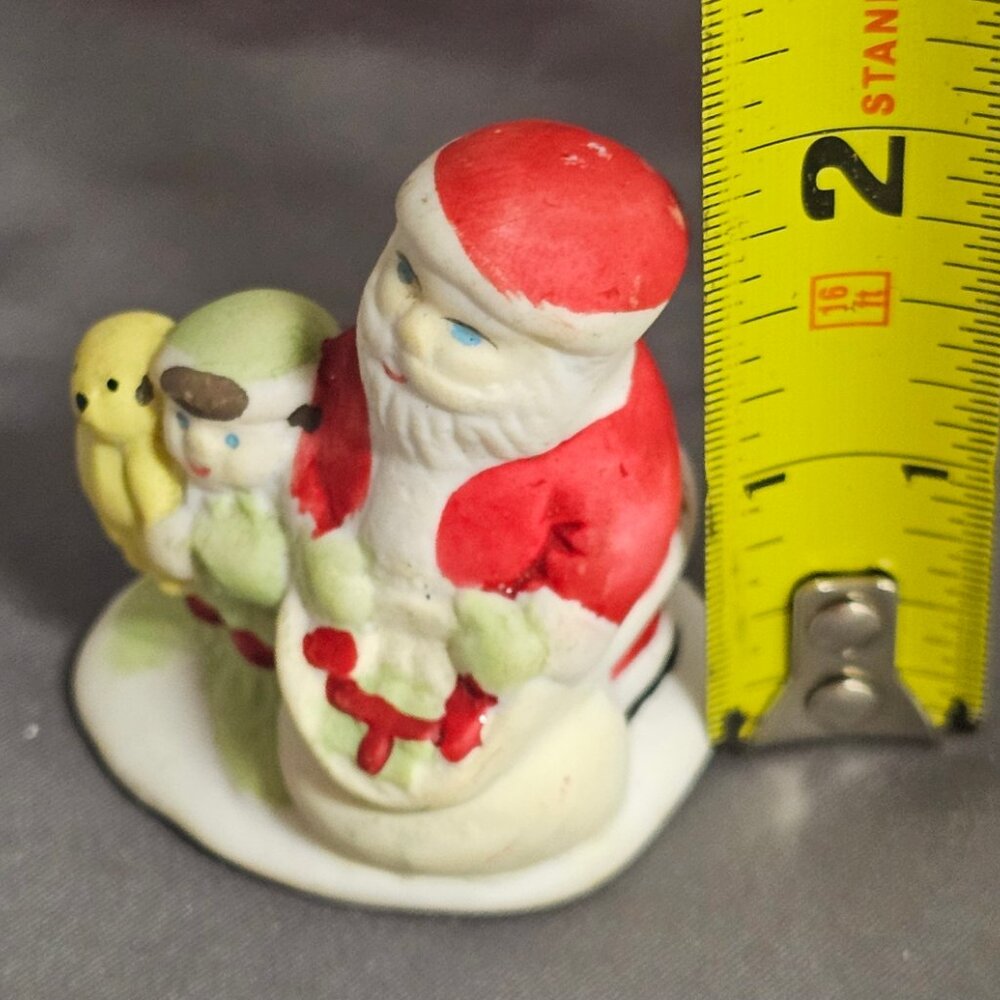 Vintage Santa Claus Figurine - Picture 3 of 5